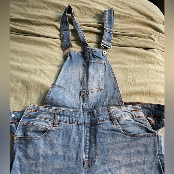 Jean overalls - Picture 3 of 6